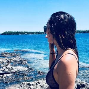 Meet your Posher, Dana